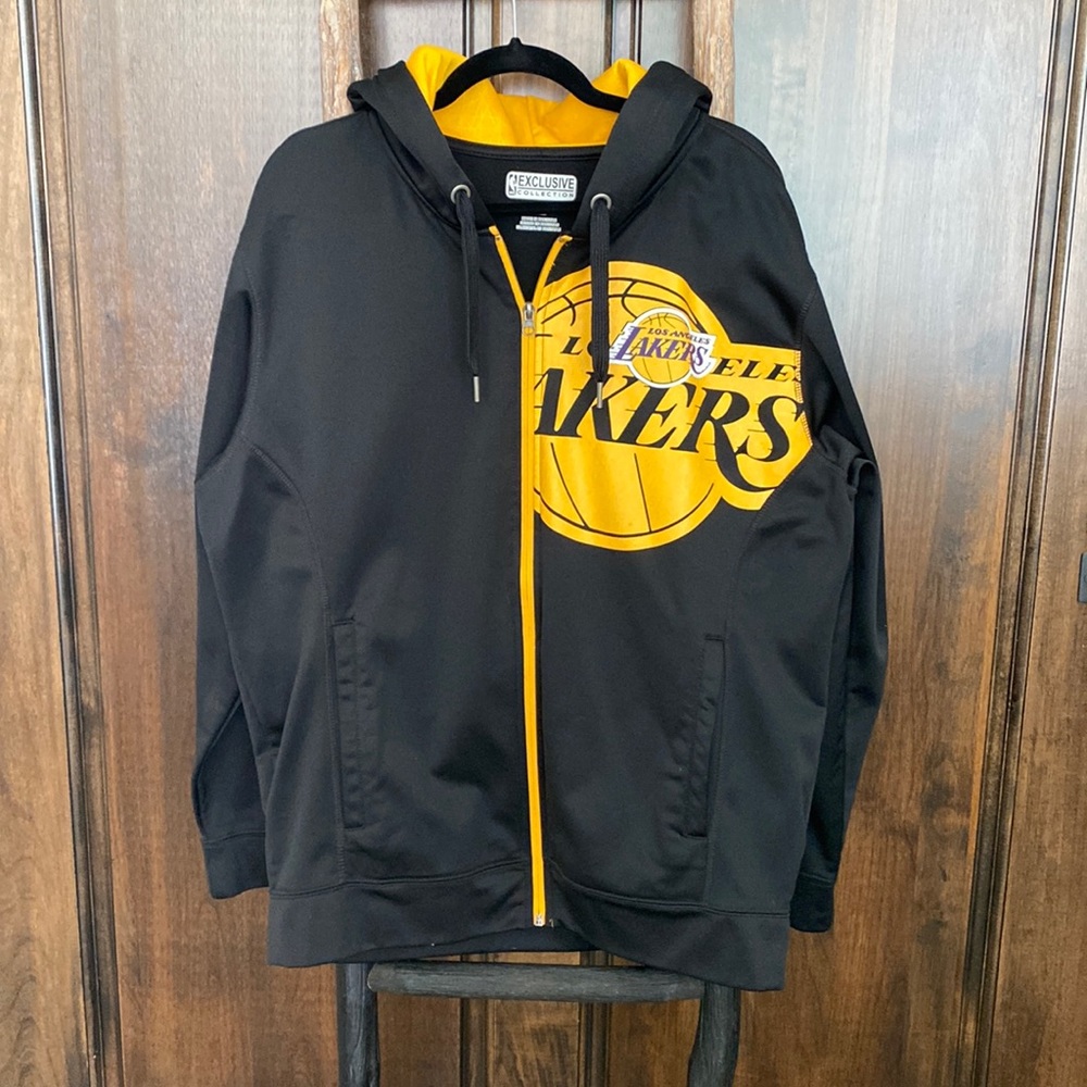 NWOT Lakers Sweatshirt